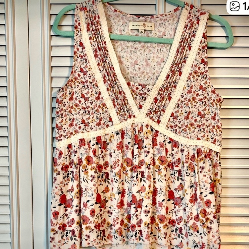 Penelope Rose Floral Sleeveless Blouse with Lace Trim